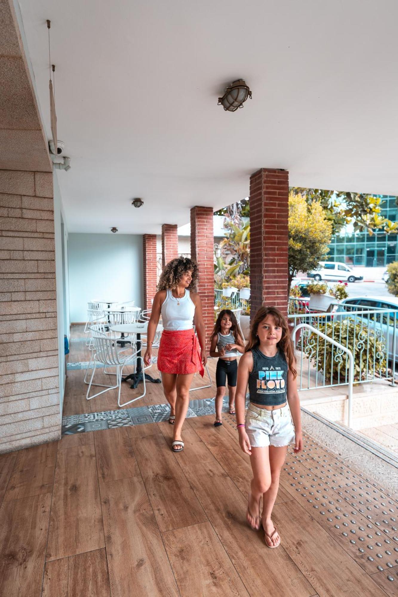 Eden Inn Zikhron Ya‘akov Eksteriør billede