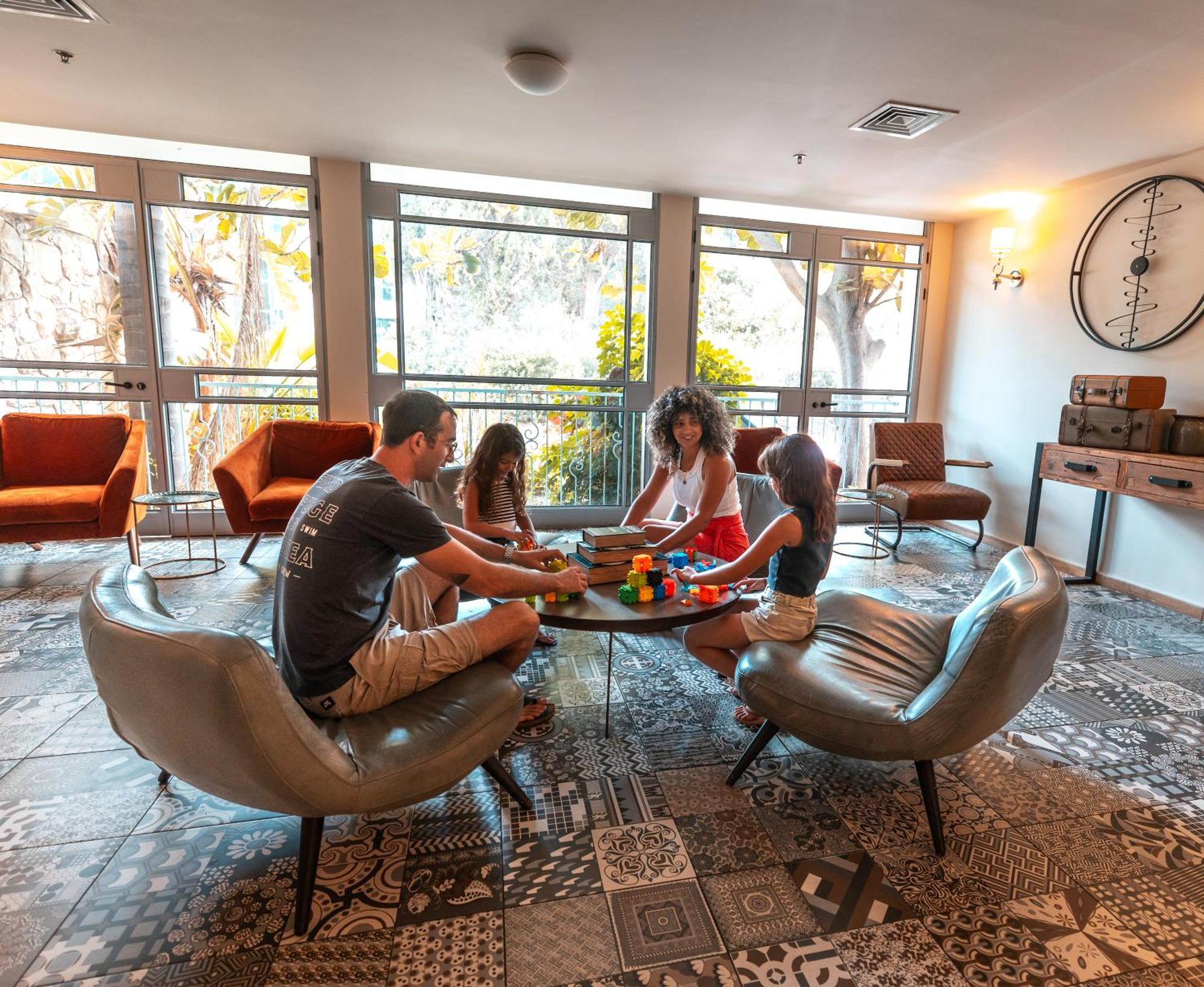 Eden Inn Zikhron Ya‘akov Eksteriør billede