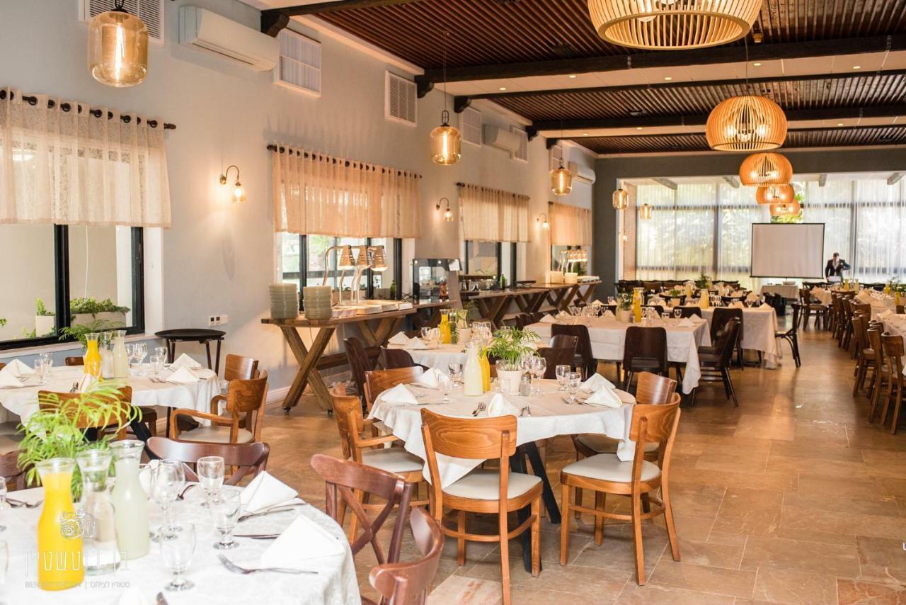 Eden Inn Zikhron Ya‘akov Eksteriør billede